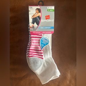 Hanes sport 3 pair ankle socks